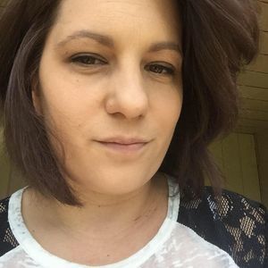 Meet your Posher, Leeann